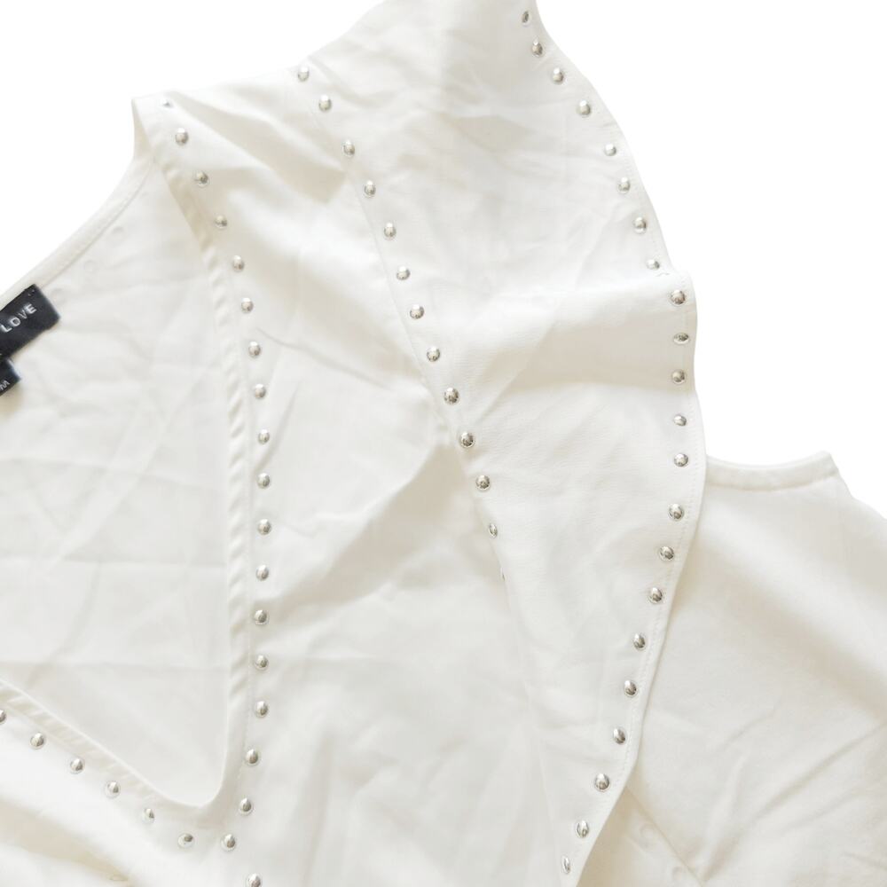 GENERATION LOVE Jordyn Stud silky flutter sleeve top blouse in white Size XS NEW - Picture 4 of 8